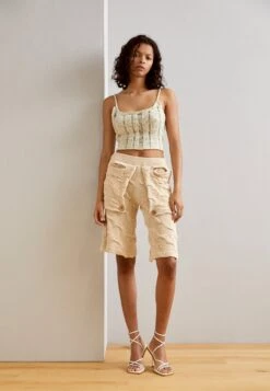 Full Fashioned With Extended Pockets Elastic Waist And Handcrafted Button Detail - Shorts - Off White -Pieces Shop 0218c943d7924238ae8d12388547bf10