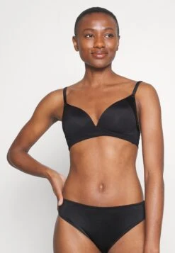 ESPRIT Shiny Block The Soft Fit Wireless Padded Bra - Triangle Bra - Black -Pieces Shop 031155bd06a747bd92dd5e73c91261f3