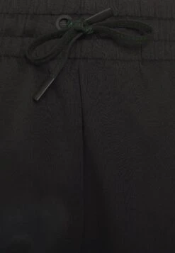 Lacoste Shorts - Noir -Pieces Shop 04edc75e920a4d68bbb23db9ea230ed7