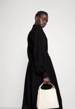 Bruuns Bazaar Rosebay Maia Dress - Shirt Dress -Pieces Shop 08f0dcca19bb4c5f9433d0b6be692f84