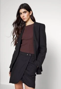 Boss Valeka - Mini Skirt 11 Boss Valeka - Mini Skirt -Pieces Shop 0d01c93f51cf43c09a0aa89c297cafa6