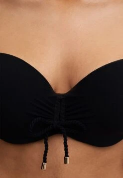 Chantelle Inspire Half Cup Memory Bra - Bikini Top - Black -Pieces Shop 0d525d29212e40969ba9ba8053c1f843