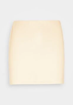Gina Tricot Aya Skirt - Mini Skirt - Off-White -Pieces Shop 0f129b73f71e4f27bb59a3d3e7db90ae