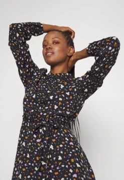 Selected Femme Slffiola Shirt Dress - Shirt Dress -Pieces Shop 0fce12f8a8ba4ebbbc4fcb6e6bc380aa