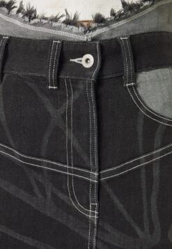 Laser Patchwork Skirt - Denim Skirt - Black/Grey 15 Laser Patchwork Skirt - Denim Skirt - Black/Grey -Pieces Shop 135c54fd7db04bab9c8eb7d4a587d098