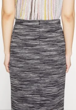 Missoni Skirt - Pencil Skirt -Pieces Shop 14eac706d2f443d1bc24949c1a008dc5