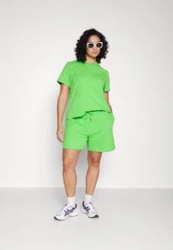 Mini Corp Logo - Shorts - Spring Lime -Pieces Shop 18b885061e1b4a65a36b5cdbbcea6abc