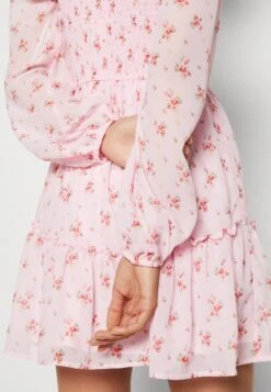 Hollister Co. Emea Lace Up Dress - Day Dress -Pieces Shop 1c333b2ddab549de94dfb5bae8f77470