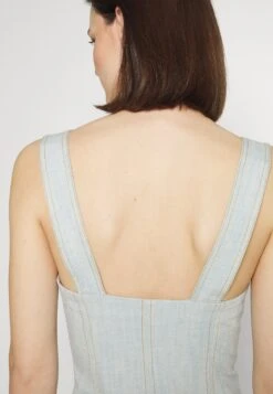 ELLEME Dress - Denim Dress 13 ELLEME Dress - Denim Dress -Pieces Shop 1f045fa8d8d5438781fd16210708b7d7