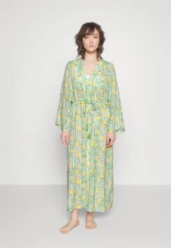 Buffalo Beach Kimono - Beach Accessory