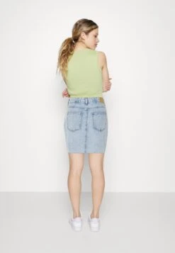 Noisy May Nmapril Slit Skirt - Denim Skirt - Light Blue Denim -Pieces Shop 21dec11264fb4b7780aa6e2dd19a665c