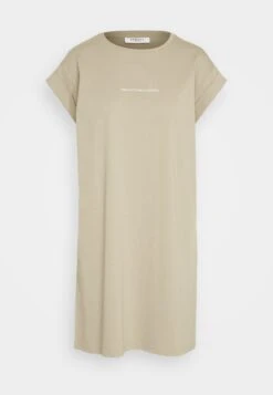 MOSS COPENHAGEN Alvidera Small Logo Dress - Jersey Dress - Aluminium/White -Pieces Shop 25a5f468c9614937945aabe5d80e952c