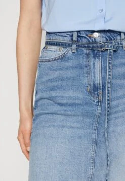 ARKET Denim Skirt - Blue -Pieces Shop 2a8d02b5b9c84d66b4a516c216e76932