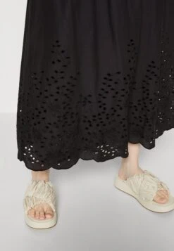 Selected Femme Slframone Ankle Skirt - A-Line Skirt - Black -Pieces Shop 2b1bef01b50f41e782bc071d8f2acec6