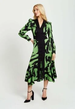 Liquorish Zebra Print Midi With Front Slit And Long Sleeve - Day Dress - Green