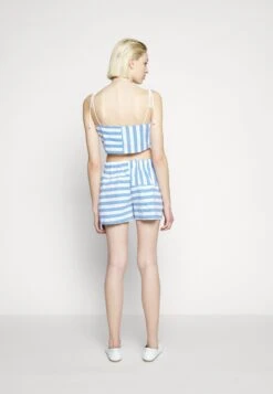 Designers Remix Standford - Shorts - Blue/White -Pieces Shop 332a7ae9cfd54fff8ee54b43faf2efa1