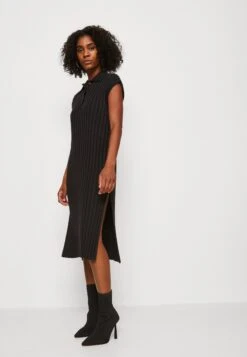 HOPE Nad Dress - Jumper Dress - Black -Pieces Shop 39a0dc86eb0943b294c880b534d5fcd8