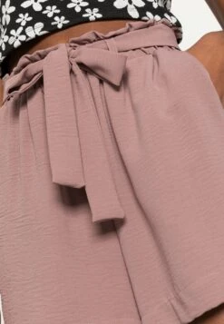 ONLY Onlmette Paperbag - Shorts -Pieces Shop 3b827129cc274eaab87bc5e0b045c0ca