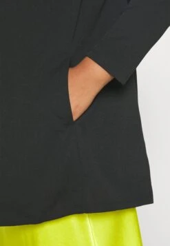 Short Coat - Black -Pieces Shop 3c975db877c949069bd673c08e31d5ba