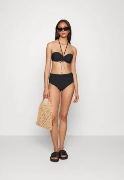 Chantelle Inspire Taillenslip - Bikini Bottoms -Pieces Shop 475bdd26c4e64972b5075527d45e4a94