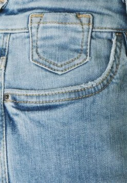 Edc By Esprit Denim Shorts - Denim Shorts 7 Edc By Esprit Denim Shorts - Denim Shorts -Pieces Shop 4cbd74ebdaf246aeb7483c19b191bf3d