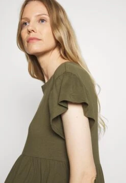 ONLY MATERNITY Olmmay New Life Cutline Dress - Jersey Dress -Pieces Shop 5ae502829c8247f98daded66099a446a