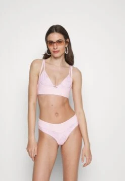 Frankies Bikinis Bellamy - Bikini Top - Aurora 10 Frankies Bikinis Bellamy - Bikini Top - Aurora -Pieces Shop 5bb4dbb4d4cb4c7eb0a94c6c5e490694