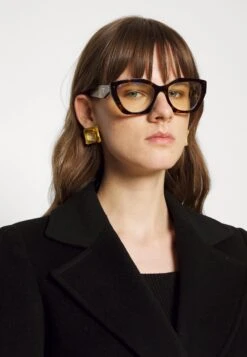 MAX & Co. Shortrun - Short Coat - Black -Pieces Shop 5d0e38fad4b74b178667ac7f960bd723