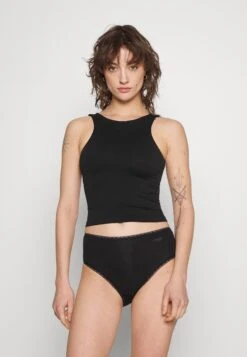 FREE PEOPLE Undershirt - Black -Pieces Shop 5f5a7a01e5d340088de1f29c3186f747