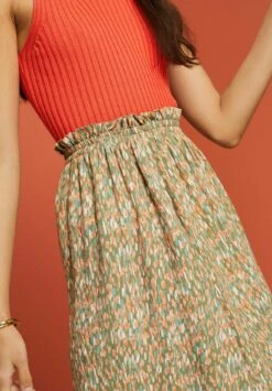 ESPRIT Mit Muster - A-Line Skirt - Pastel Green -Pieces Shop 6169a88a8dbb4318a3f2f723ce480ce3