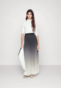 IVY OAK Seville - Pleated Skirt 9 IVY OAK Seville - Pleated Skirt -Pieces Shop 68eed8bb3d1d4c0faa5c8a36c34d9658