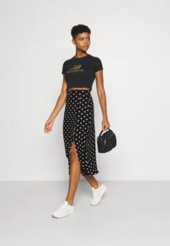 Even&Odd Pencil Skirt - Black/White -Pieces Shop 6c6ba11de2fd49c0a27e890783b0080a