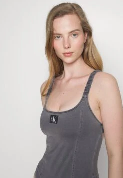 One Piece - Swimsuit -Black -Pieces Shop 6df4f761e51f46818dadb74530f33935