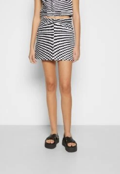 Obey Clothing Exie Skirt - Denim Skirt -Pieces Shop 6f178928ad44493992b2b303e81e8ab6