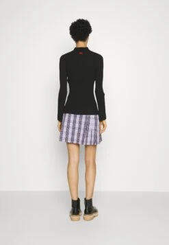 Hugo Roelle - Mini Skirt 12 Hugo Roelle - Mini Skirt -Pieces Shop 714aa3891eba4111ae858d8c40568e46