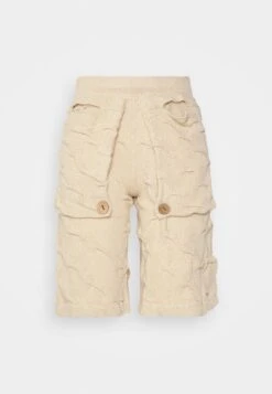 Full Fashioned With Extended Pockets Elastic Waist And Handcrafted Button Detail - Shorts - Off White -Pieces Shop 716d87b36d2e4c528b3675ffa00dc482