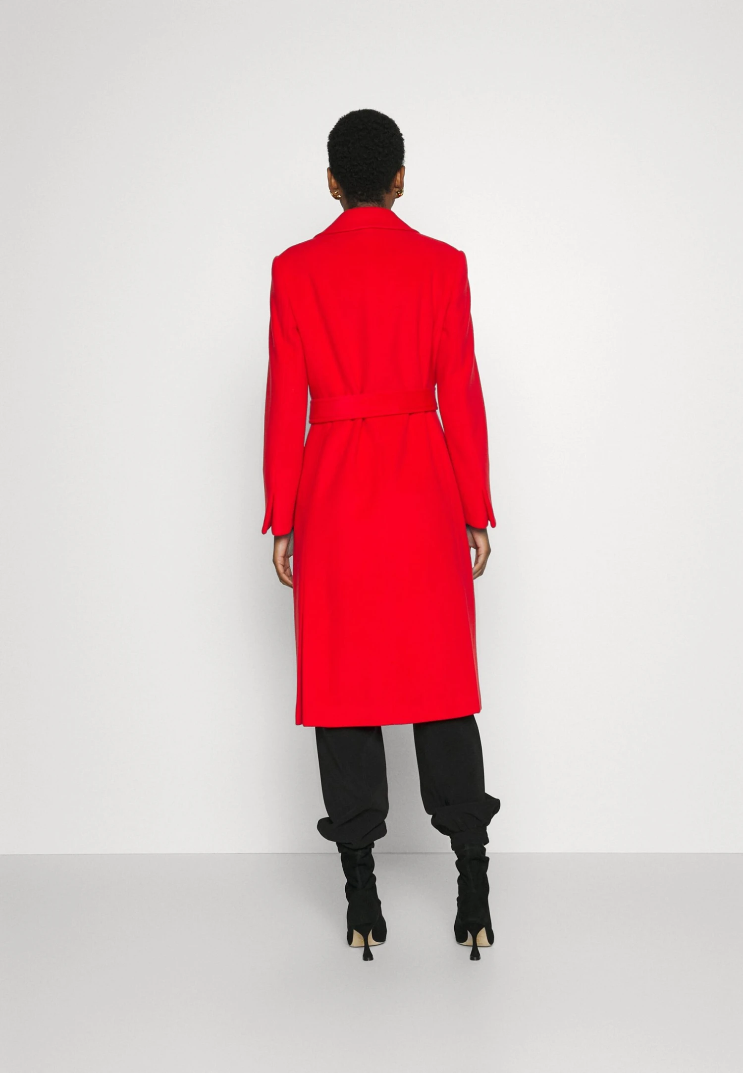 MAX & Co. Runaway - Classic Coat 5 MAX & Co. Runaway - Classic Coat - Image 3