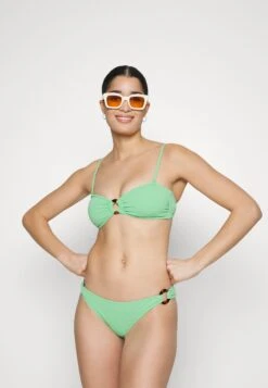 Roxy Jam Set - Bikini - Absinthe Green 10 Roxy Jam Set - Bikini - Absinthe Green -Pieces Shop 7347d53a1c28494c97828f66011c3f6c