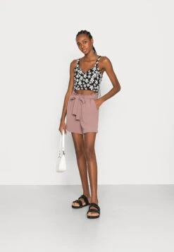 ONLY Onlmette Paperbag - Shorts -Pieces Shop 735ed576350342aa85b9ac65002028fd