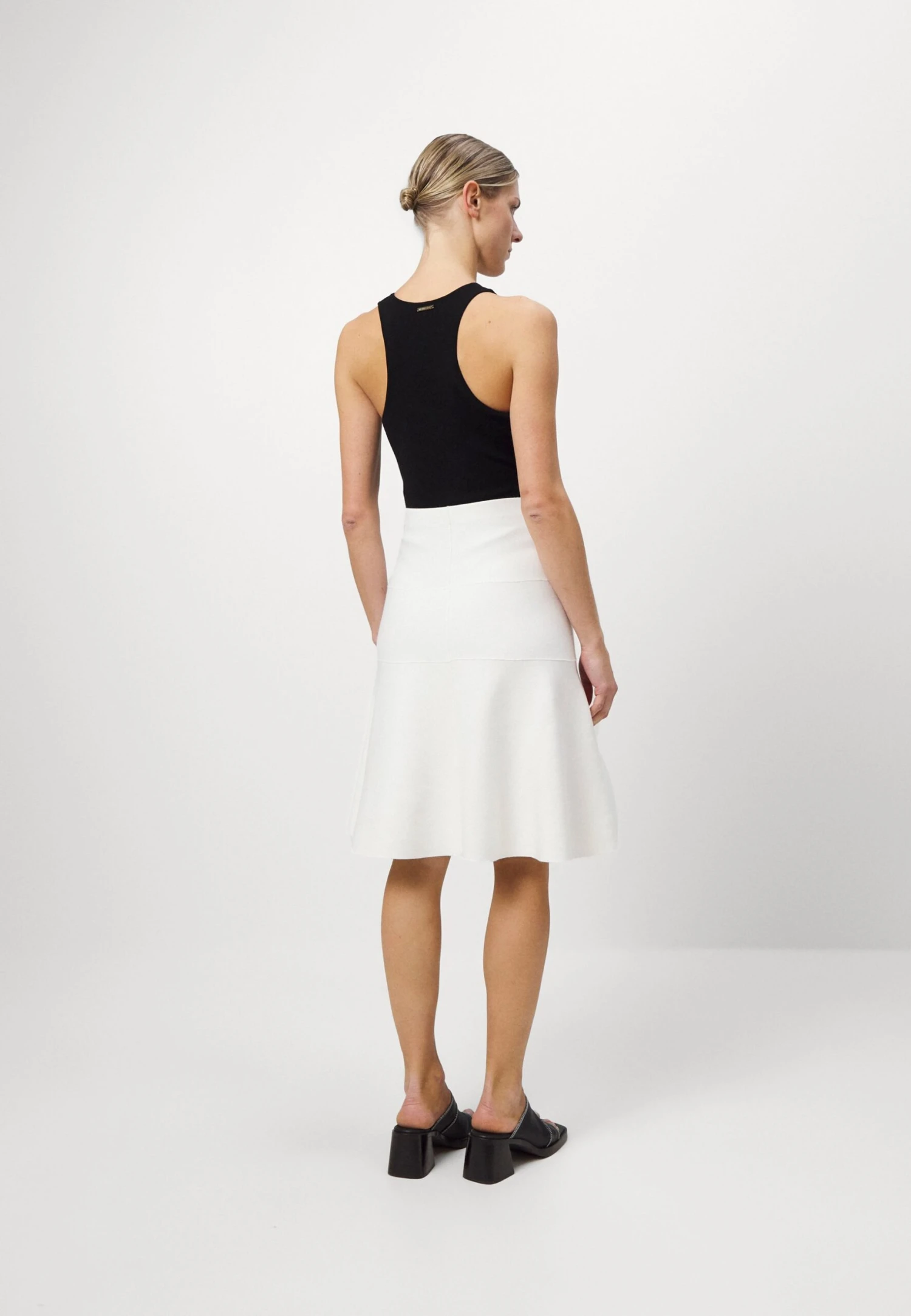 Tiger Of Sweden Edwige - A-Line Skirt - Pure White 5 Tiger Of Sweden Edwige - A-Line Skirt - Pure White - Image 3