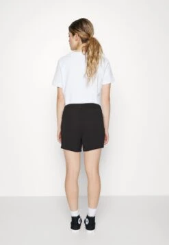 Noisy May Nmclara Smiley - Shorts - Black -Pieces Shop 74c723bb43f34410a1bc839f9c44d8c8