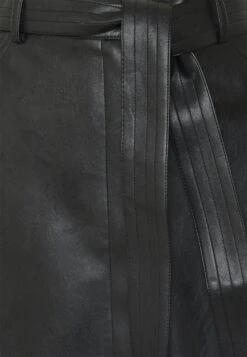 NA-KD Belted Mini Skirt - Mini Skirt - Black -Pieces Shop 752840eaf9e34934a0b8bab5657c8f09