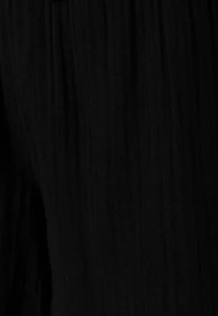 Pieces Tina Hw Bc Sww - Shorts - Black -Pieces Shop 7570d199b2ba4f6ba6e001d668f4daf9