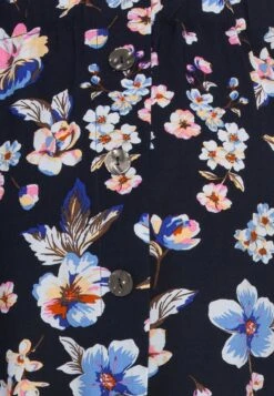 ONLY MATERNITY Olmnova Life Button Skirt - A-Line Skirt - Sky Captain -Pieces Shop 758b37cd1325490096a50e95123a131e