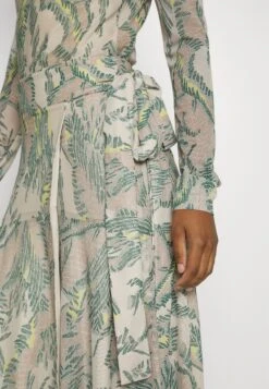 Bruuns Bazaar Phlox Maura Skirt - A-Line Skirt - Beige -Pieces Shop 78a7403d7f2148b4b96c19c39440ac43