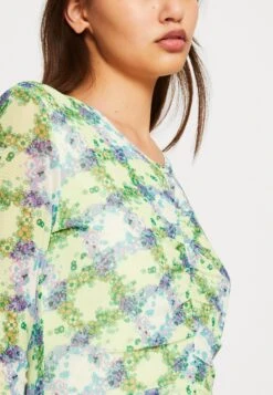 Yasbjork Midi Dress - Cocktail Dress / Party Dress -Pieces Shop 790ea0335b8a4990a5029c6ca816eb9d