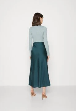 Vila Viellette Long Skirt - Maxi Skirt - Ponderosa Pine -Pieces Shop 79722f6396d1456da6b6adff1d0a845f