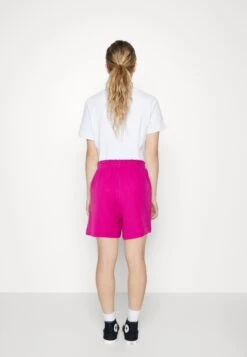 B.young Byiberlin- Shorts - Raspberry Rose -Pieces Shop 7a3e93fa49b74c3cbac747e1e71461ad