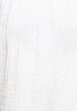 Pieces Pcstina High Slit Skirt - Pencil Skirt - Cloud Dancer -Pieces Shop 7b017f3ca2014bfd9384cbc619524fe5