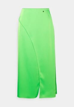 MARC CAIN A-Line Skirt - Dark Apple Green 10 MARC CAIN A-Line Skirt - Dark Apple Green -Pieces Shop 811ebc536611478c89379ea4f8c319f2